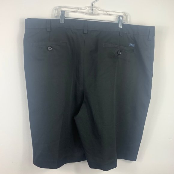 Izod Black Men's 42 Chino Golf Shorts - Picture 2 of 7